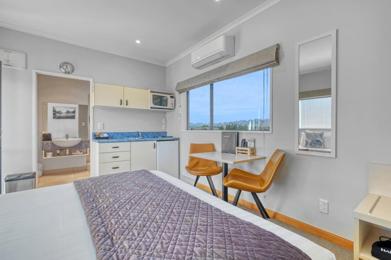 Scenic Views Motel 4*