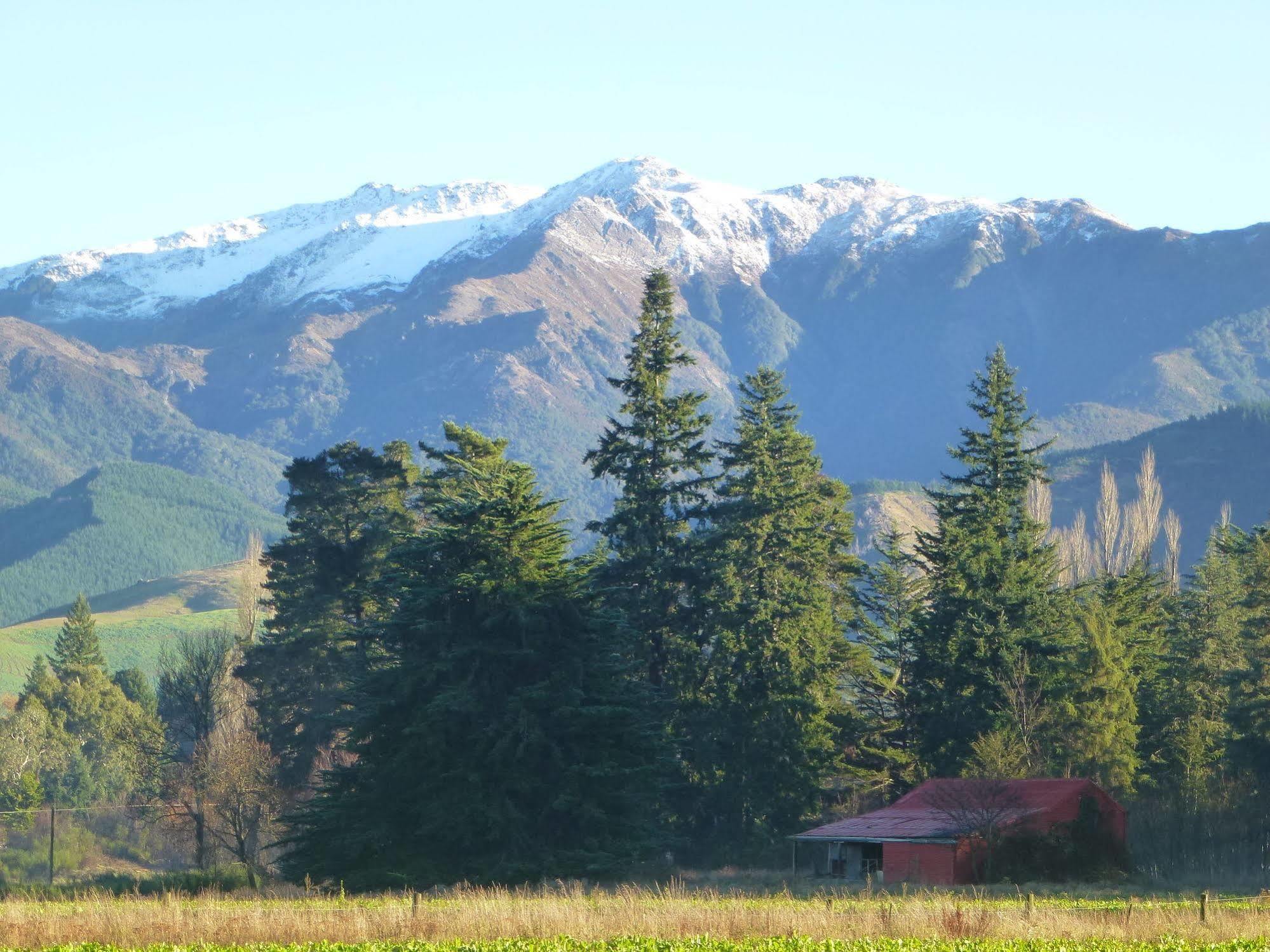 Scenic Views 4*