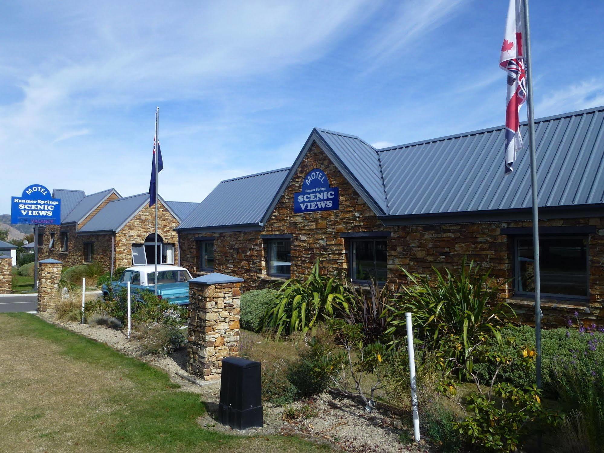 Motel Scenic Views 4*